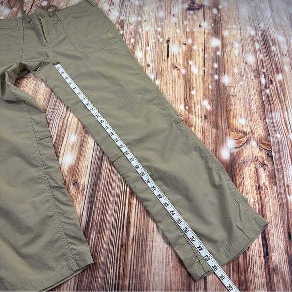 The North Face khaki Women’s Pants Size 10 - Picture 9 of 12